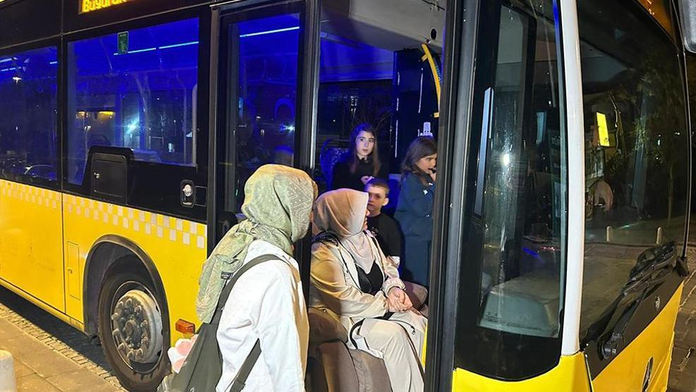 Antalya’nın en neşeli hattı Kendine İETT otobüsü satın aldı, komşular otobüste buluştu