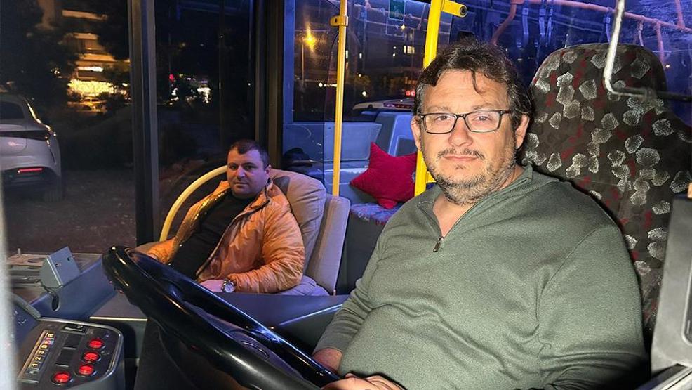 Antalya’nın en neşeli hattı Kendine İETT otobüsü satın aldı, komşular otobüste buluştu