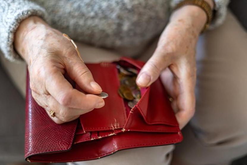 EMEKLİ MAAŞI ZAMMI 2026 OCAK HESAPLAMA TABLOSU | SSK 4A, BAĞKUR 4B emekli maaşı ne kadar olacak, yüzde kaç zam gelir Asgari ücret sonrası gözler emekli maaşlarında