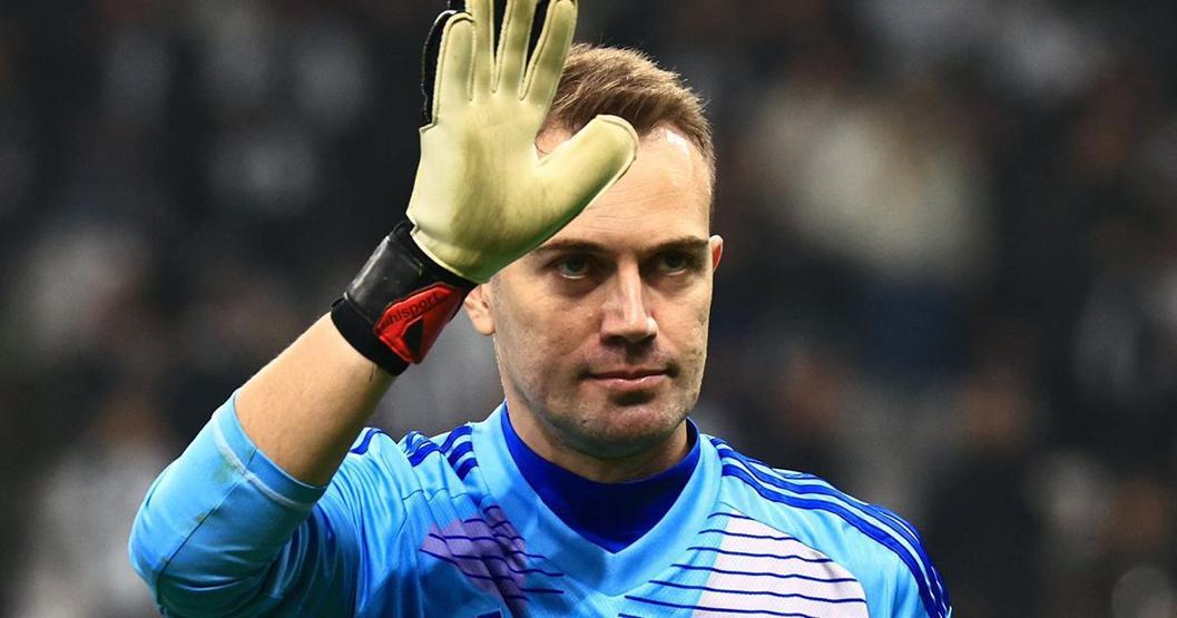 Fenerbahçede 2 ayrılık birden Karar verildi...