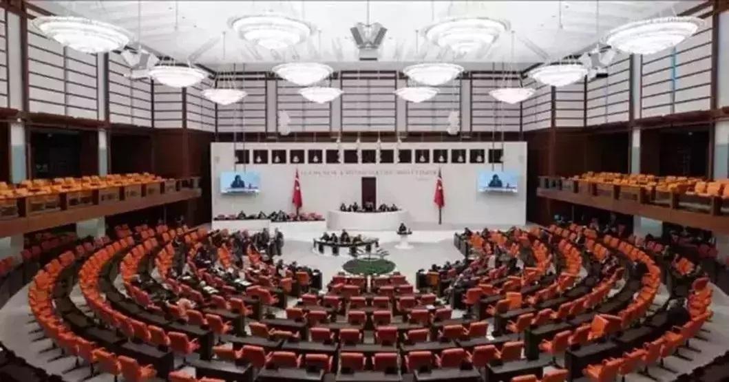 11. Yargı Paketi kapsamında tahliyeler başlıyor 11. Yargı Paketi yürürlüğe girdi mi, Resmi Gazete’de yayımlandı mı Adalet Bakanı Yılmaz Tunç duyurdu