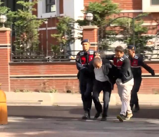 Yenidoğan Çetesi davasında Fırat Sarı kendisini böyle savundu: Bir bebeği kabul ettim diye suçlanıyorum