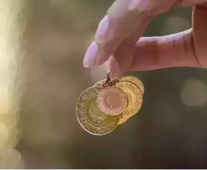 26 ARALIK 2025 CANLI ALTIN FİYATLARI: Gram Altın Ne Kadar Çeyrek Altın, Yarım Altın, Cumhuriyet Altını Ne Kadar Haftanın son işlem günü altın fiyatları