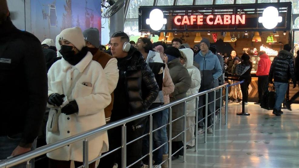 Yılbaşı öncesi akın akın oraya gittiler Metrelerce kuyruk oluştu