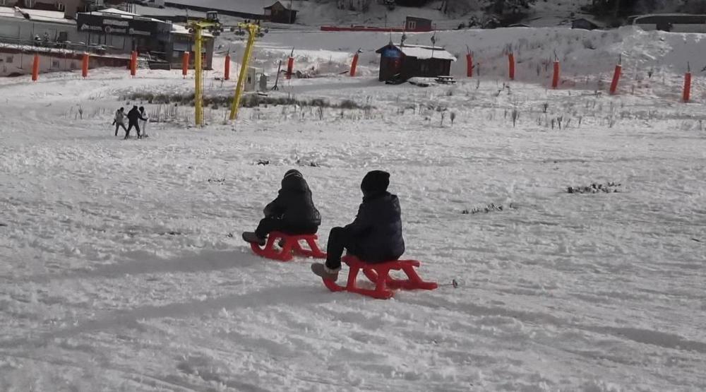 Yılbaşı öncesi akın akın oraya gittiler Metrelerce kuyruk oluştu