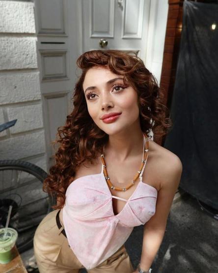 Hakan Sabancı İle Aşk Yaşıyor mu Rabia Soytürk Soruları Yanıtladı