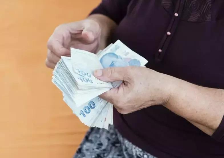 MEMUR MAAŞ ZAMMI HESAPLAMALARI 2026 | 5 aylık enflasyon farkına göre memur memur maaşı ne kadar olacak Öğretmen, avukat, polis, hemşire...