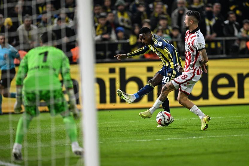 Fenerbahçenin yeni yıldızı Musaba için Leroy Sane kıyası Dikkat çeken yorum...