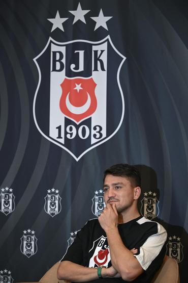 Cengiz Ünderden kariyerine dair net sözler Hangi takımı istediğini açıkladı...