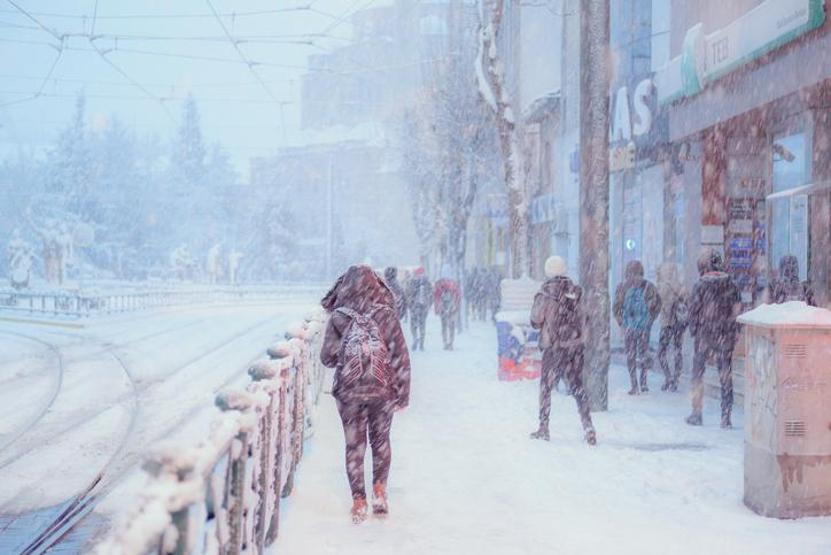 SON DAKİKA HAVA DURUMU HABERLERİ 8 OCAK 2026 | İstanbulda kar yağışı ne zaman Meteoroloji, İstanbul Valiliği ve AKOM uyardı İstanbul, Düzce, Malatya, Kars, Zonguldak...