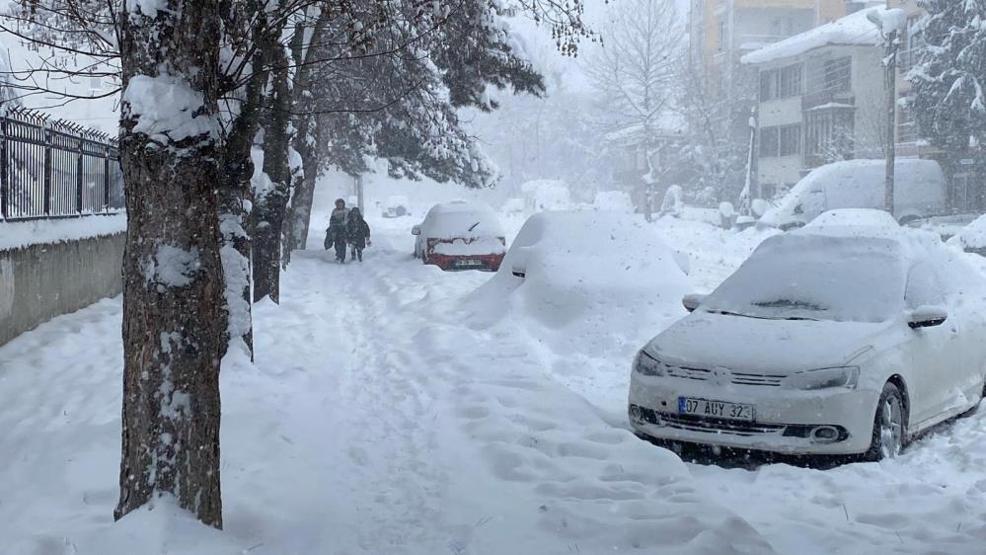 SON DAKİKA | Dikkat Tarih belli oldu: Tir tir titreyeceğiz Kar geri geliyor