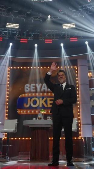 KAHKAHA DOLU GECE BEYAZ’LA JOKER NEŞE SAÇTI