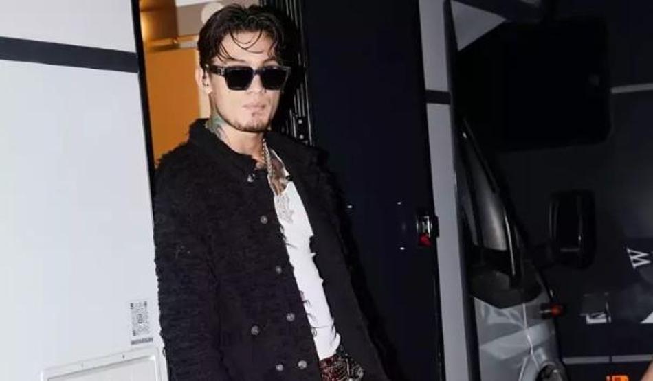 Çakalın Konser Videosu İlişkisini Bitirdi Türkü Su Demirel ile İlişkisi Başlamadan Sona Erdi