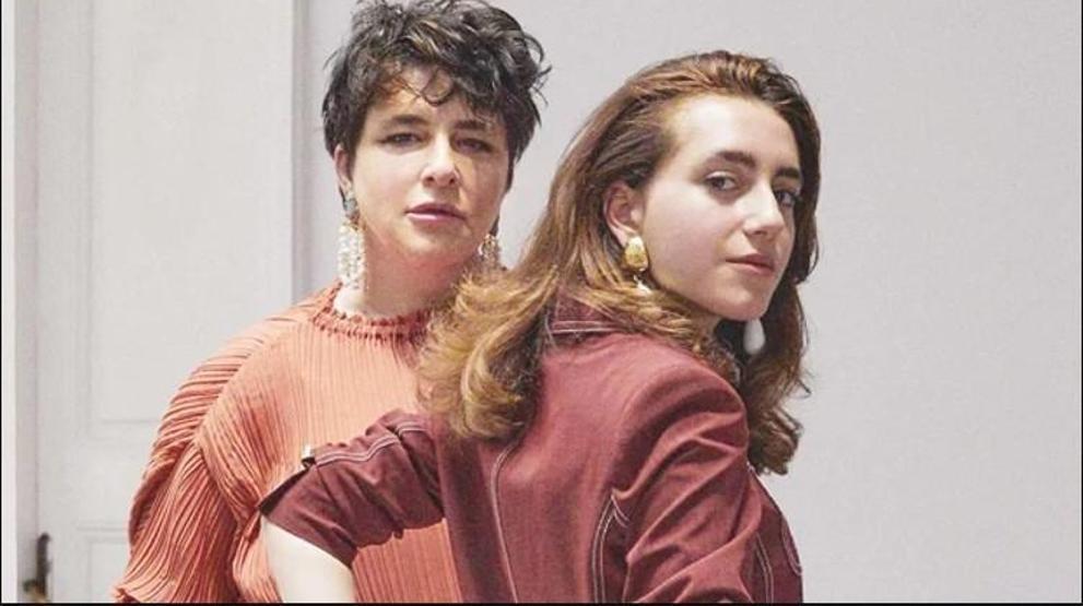 Doğal güzelliğiyle dikkat çekti Esra Dermancıoğlu’nun kızı Refia sanal medyada gündem oldu