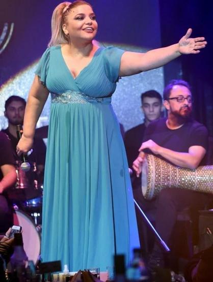 Ünlü Şarkıcıdan Yürek Burkan İtiraf: Her Şeyimi Gizli Tuttum. 45 Sene Çok Yalnız Yaşadım