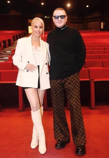 Büşra Pekin: Rol İçin Gerekirse Yeniden Kilo Alırım, Şafak Sezer: Yüzümdeki Estetik Değil, Deri Rahatsızlığı