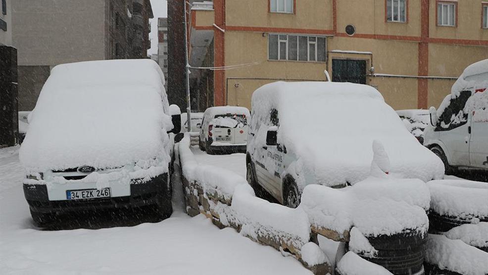DONDURUCU HAFTA BAŞLADI Meteoroloji açıkladı: Kar yağışı, sağanak yağmur ve fırtına... 41 il için sarı kod