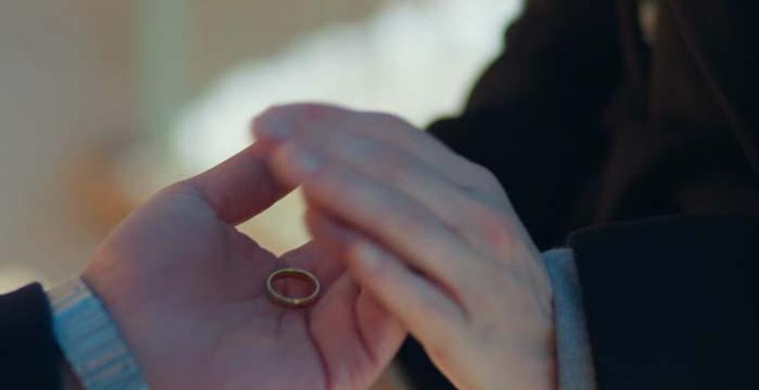 Uzak Şehirde Alya-Cihan Aşkı Engel Tanımıyor Bu Yüzük Bizim Hikayemiz