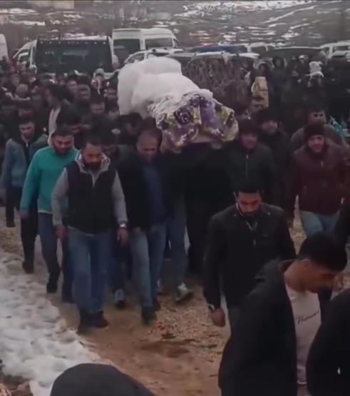 Tabanca ile vurulmuş halde bulunmuştu Genç Çiğdem son yolculuğuna gelinliğiyle uğurlandı