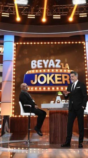 Pazar Ekranı Beyaza Büründü 3 Milyonluk Soru Nefes Kesti Beyazla Joker Yine Çok Konuşuldu