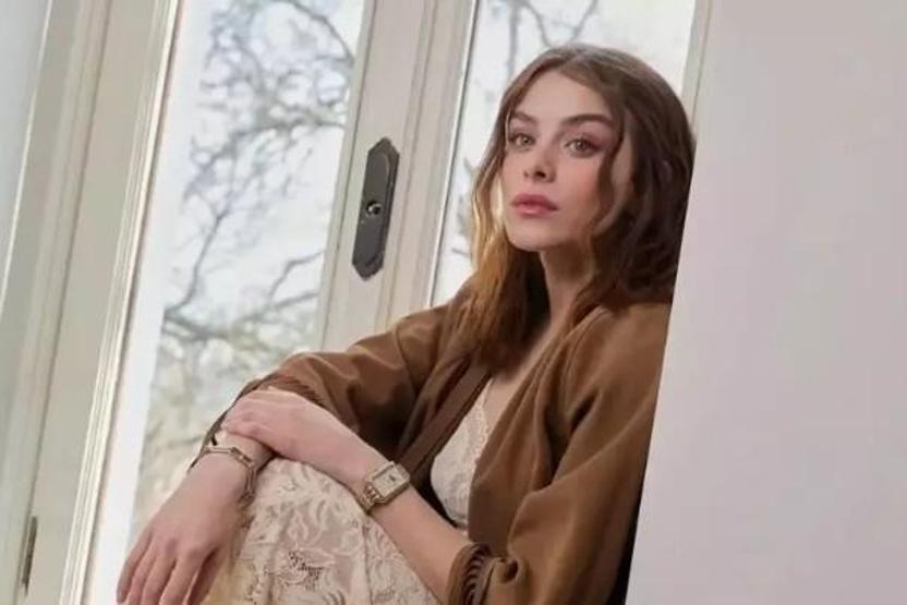9 yaşında annesini kaybetti İlayda Alişan çocukluğunu yaşayamadığını anlattı