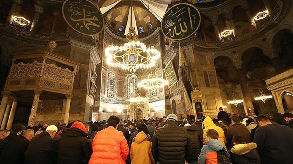 MİRAÇ KANDİLİ TESBİHLERİ VE ZİKİRLERİ 2026: Kandil Gecesi Neler Yapılır, Nasıl İbadet Edilir Miraç Kandilinde Çekilecek Tesbihler ve Zikirler Neler İşte Kandil Gecesi İbadetleri...