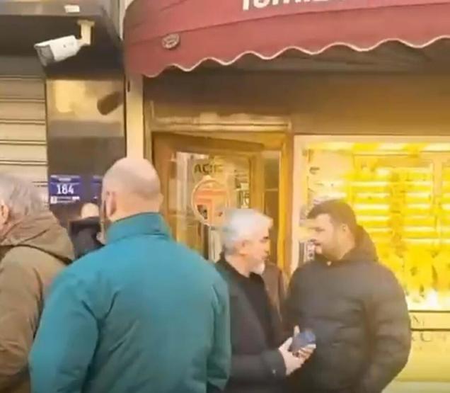 Kuyumcu baba-oğlun tuzağına düştüler Altınlarla birlikte kayıplara karıştılar