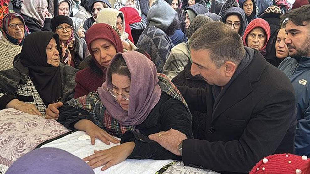 Kahreden tesadüf: Anne ile kızı 6 yıl arayla aynı kaderi yaşayıp can verdi