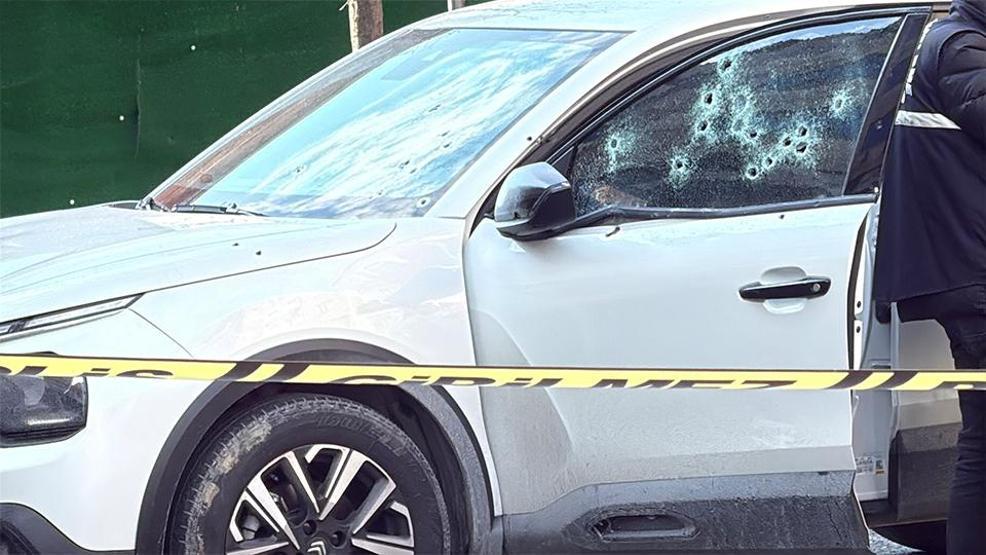 İstanbulda kanlı infaz Otomatik silahla sokak ortasında mermi yağdırdılar: 1 kişi hayatını kaybetti