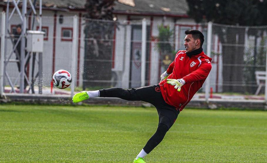 Samsunspor’da rota lige döndü Gençlerbirliği hazırlıkları…