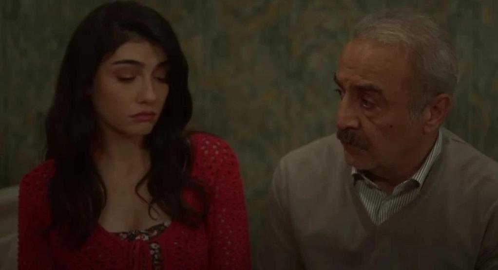 ÖVGÜ DOLU SÖZLER İnci Tanelerinin Dilberi Hazar Ergüçlü noktayı koydu Yılmaz Erdoğan sorusuna böyle yanıt verdi