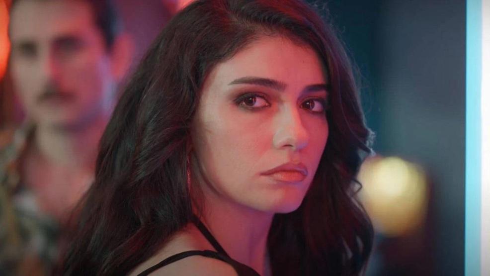 ÖVGÜ DOLU SÖZLER İnci Tanelerinin Dilberi Hazar Ergüçlü noktayı koydu Yılmaz Erdoğan sorusuna böyle yanıt verdi