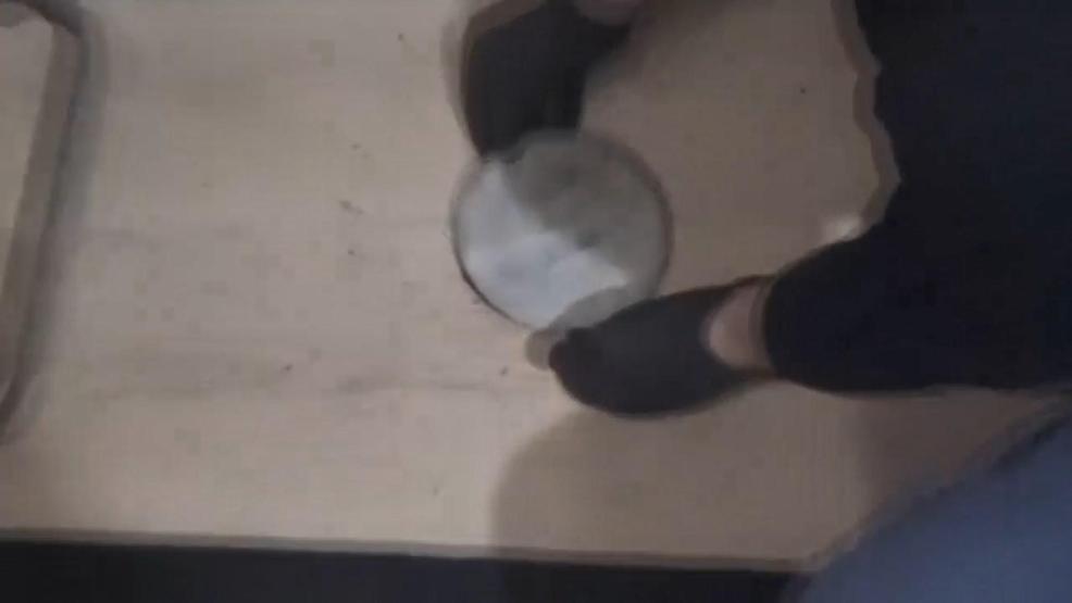 Polisler bile gördüklerine inanamadı Duvarların içinde gizli bölmeler, dışarıyı canlı izleyen 9 kamera