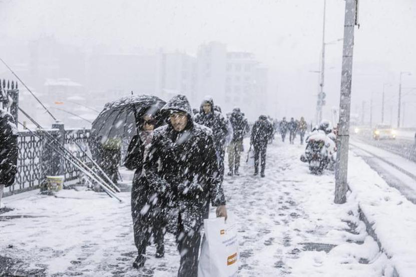 METEOROLOJİ ALARM VERDİ 13 il için sarı kodlu uyarı: Kar, don ve buzlanma geliyor