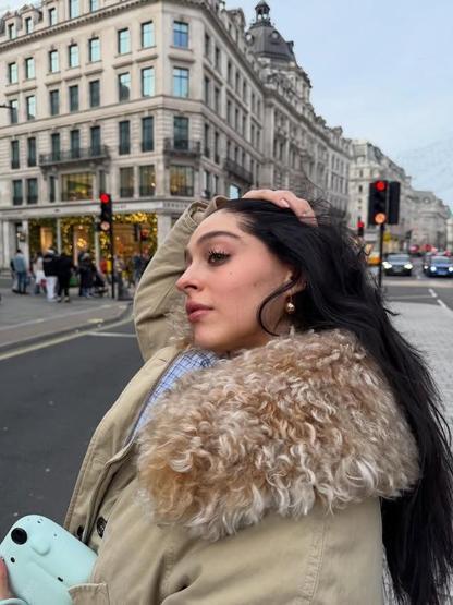 BU GÜZELLİĞİN DENGİ YOK Güller ve Günahların Zeynep’i Cemre Baysel sosyal medyayı salladı