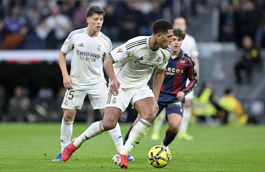 Arda Güler, Real Madridi krizden çıkardı: 2-0 Yeni hocasından övgü dolu sözler...