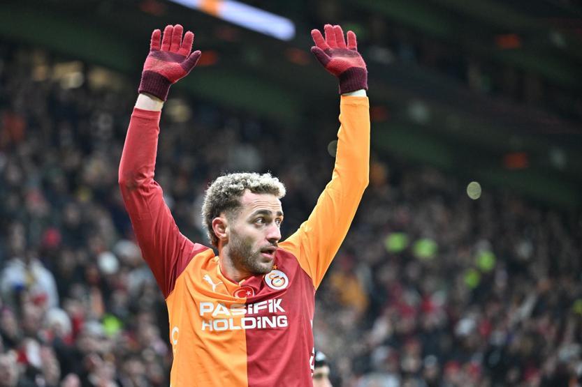 Galatasarayda Okan Buruk eleştirisi: Tüm takımın taşıdığı bir yük