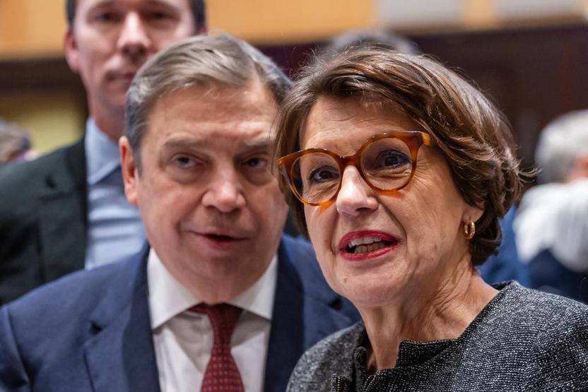 Brüksel’de Grönland mesaisi Fransadan tarife yanıtı: Trumpın da kaybedeceği çok şey var...