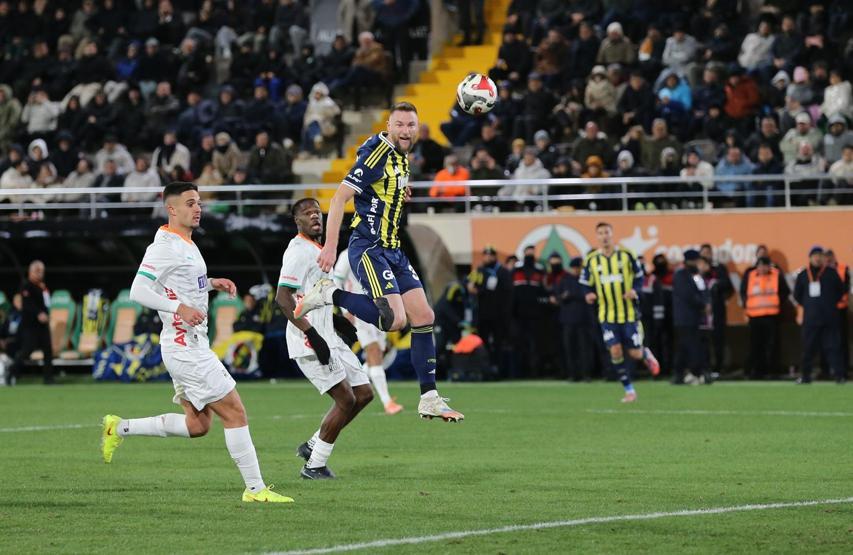 Fenerbahçede Alanyaspor maçı sonrası Tedescoya uyarı, Taliscaya övgü