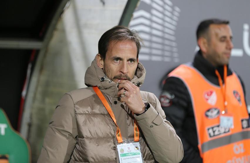 Fenerbahçede Alanyaspor maçı sonrası Tedescoya uyarı, Taliscaya övgü