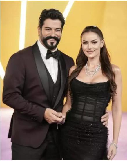 Burak Özçivit Joy Awards’ta neden yok “Kara liste” iddiası magazini karıştırdı