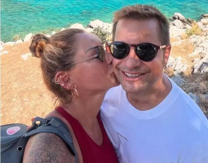 Pınar Altuğdan Bebekteki Eviyle İlgili Açıklama: Satmadık, İlgilenen Oldu