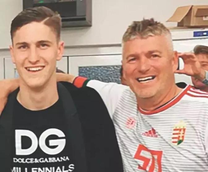 Galatasarayın yıldızı Roland Sallainin babasına bakın Gören aynı şeyi söyledi: KARİZMANIN KAYNAĞI BELLİ OLDU