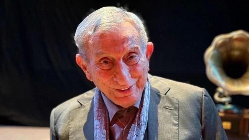 Haldun Dormenin vefatı sanat dünyasını yasa boğdu Ünlü isimlerden başsağlığı mesajları: YÜZLERCE İSİM YETİŞTİRDİ, ÇOK ÜZGÜNÜM