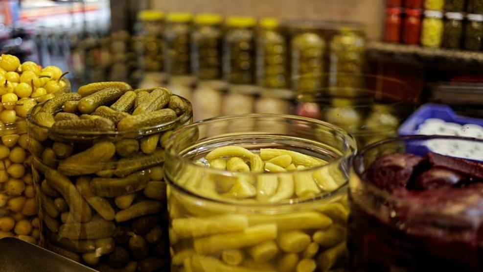 MİGREN ATAKLARINI TETİKLEYEN 8 BESİN Baş ağrısı, yorgunluk ve mide bulantısına yol açıyor Bunları tüketmeden önce bir daha düşünün