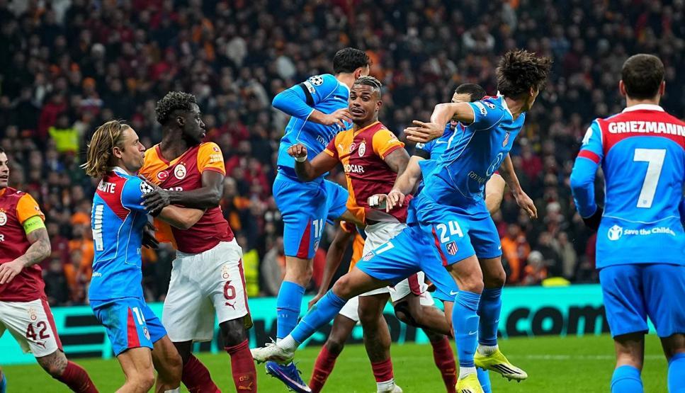 Galatasaray - Atletico Madrid maçının ardından Okan Buruka övgü: Avaz avaz bağıranlara soruyorum