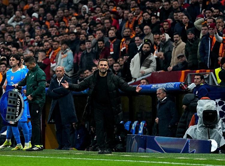 Galatasaray - Atletico Madrid maçının ardından Okan Buruka övgü: Avaz avaz bağıranlara soruyorum