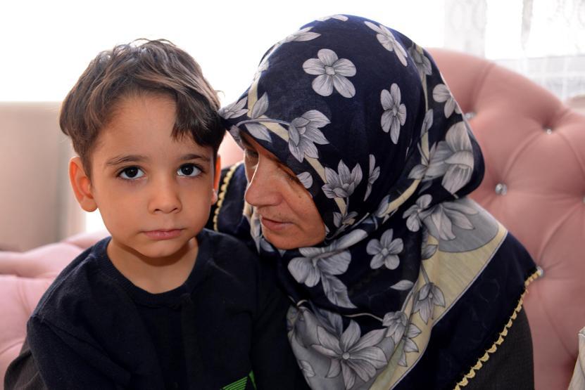 Yangın söndü acı dinmedi: 3 işitme engelli çocuk babasız kaldı