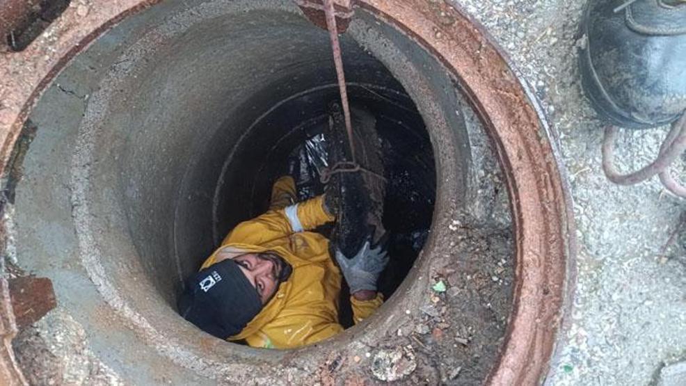 İzmir ve Aydında sağanak: Araçlar sele kapıldı | Otel lobisini su bastı | 1 kişi dereye düştü