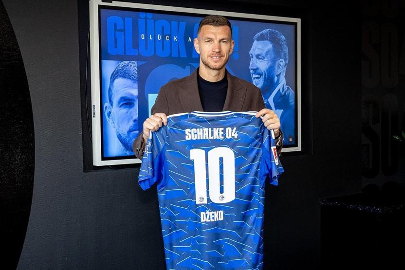 Fenerbahçe’nin eski golcüsü Edin Dzeko, imzayı attı